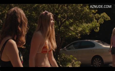 Kelly Lamor Wilson Bikini Scene In Summer 03 AZNude