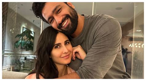 Fans Spot Katrina Kaif Vicky Kaushal Spending Time With Friends In New