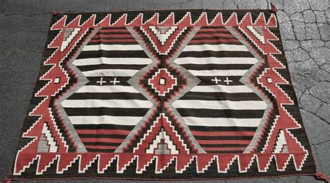 Exceptional Antique Navajo Rug Third Phase Chiefs Blanket W Crosses 84