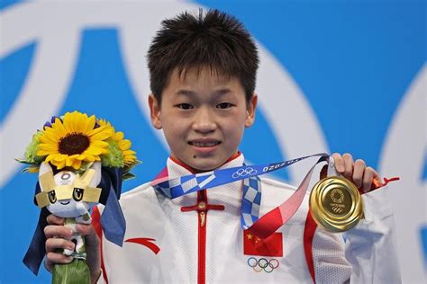 Olympics: China's Quan Hongchan, 14, wins gold in women's 10m platform ...