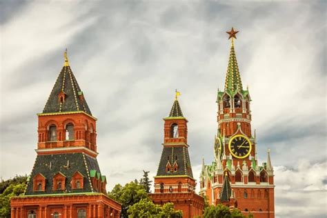 Kremlin towers in Moscow, Russia — Stock Photo © karnizz #1243329