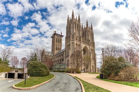 Washington National Cathedral in Washington DC - Explore a Historic ...