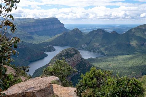 Vista Da Garganta Do Rio De Blyde A Rota Do Panorama Mpumalanga