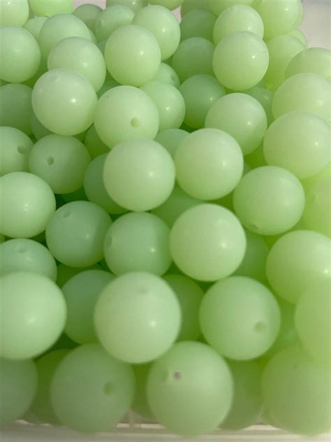 Silicone 15mm Green Glow In The Dark Beads Round Shaped Beads High