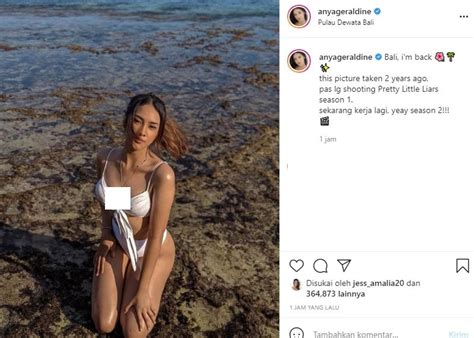 Gemparkan Netizen Anya Geraldine Pose Santai Pakai Bikini Di Pantai