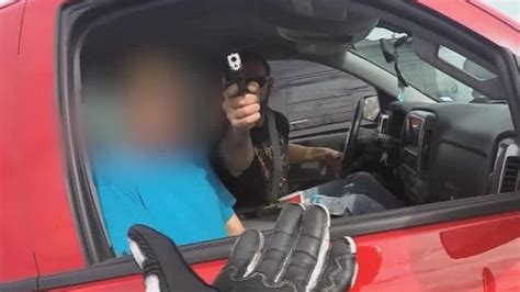 Driver Pulls Gun During Road Rage Fight Cnn Video