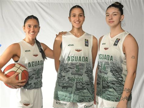 Aguada Present Una Peculiar Indumentaria Para Jugar La Liga