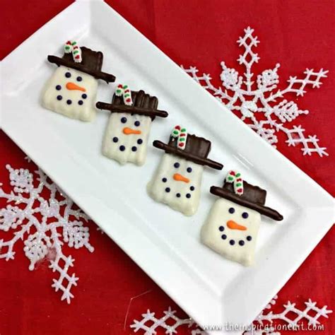 Snowman Pretzels For Christmas · The Inspiration Edit