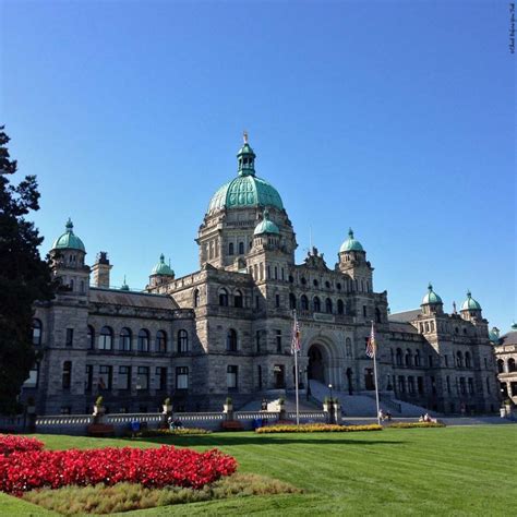 Spending the Day in Victoria, Canada - Check Before You Trek