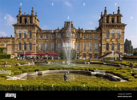 Blenheim Palace Gardens Stock Photo - Alamy