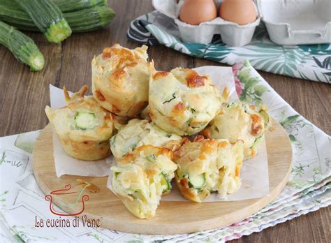 Muffin Salati Soffici Con Zucchine E Scamorza Filante Ricetta Veloce