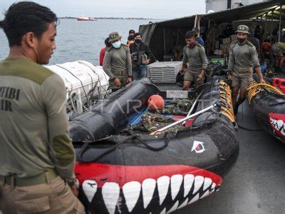 Pencarian Pesawat Sriwijaya Air Sj Dilanjutkan Antara Foto