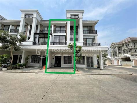 4 Bed 5 Bath Link House For Sale In Borey Peng Huoth The Star