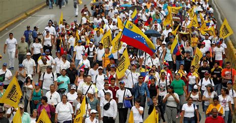 La Oposición Venezolana Postergó Para El Viernes La Nueva Marcha Por El Revocatorio Contra