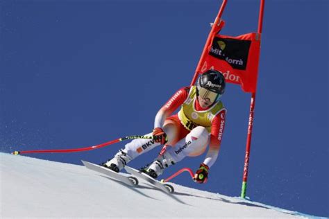 Ski Alpin Lara Gut Behrami Remporte Le Super G De Soldeu Et Le Globe