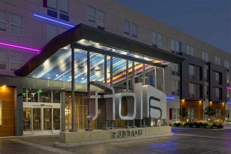 Hotel Aloft Savannah Downtown Historic District | Book Now