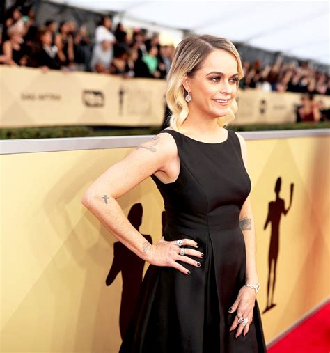 Taryn Manning Backtracks After Bashing Stylist for $200 SAGs Gow | Us