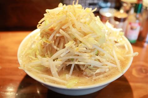 二郎インスパイア系大阪no1 麺屋のスたosaka」でラーメン大盛り（450g）を食らう（＠大阪難波） フォルモサ・ジパング・マガジン