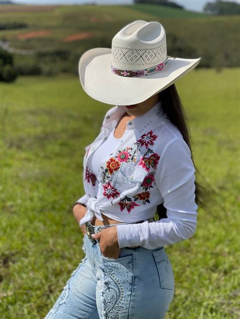 Pin De Big Daddy Em Cowboy Up Trajes Country Looks Country Feminino