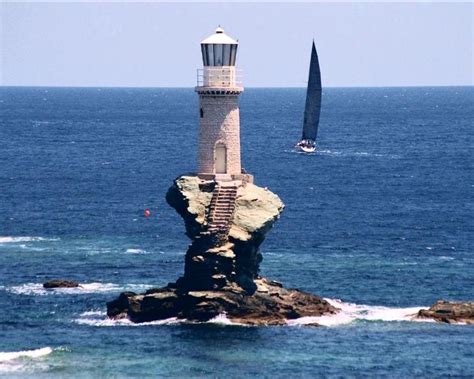 The Greek Lighthouse Symbol of a Glorious Past | GreekReporter.com ...