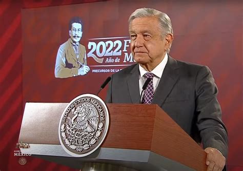 López Obrador Firma Decreto De Vacaciones Dignas