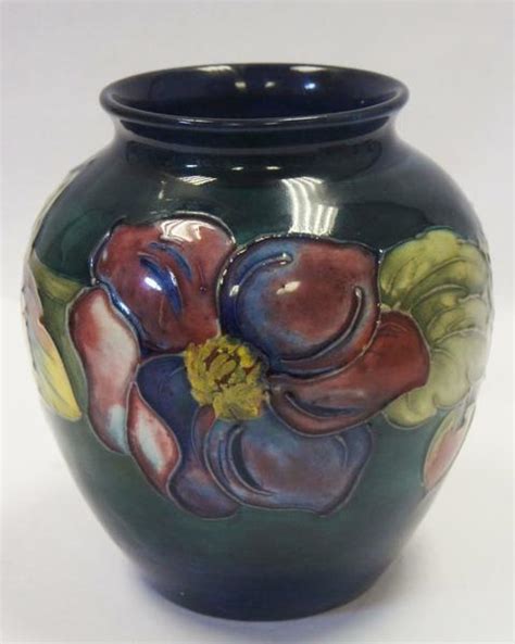 Stunning Moorcroft S Colourful Clematis Round Vase Made In England