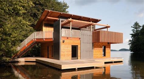 16 Modern Floating Houses For Cool Lazy Pirates