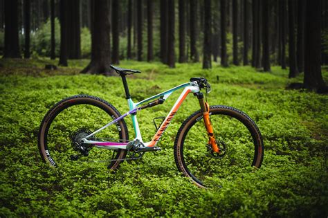 Emily Battys Colourful New Canyon Lux Cf For 2021 In Detail Atelier