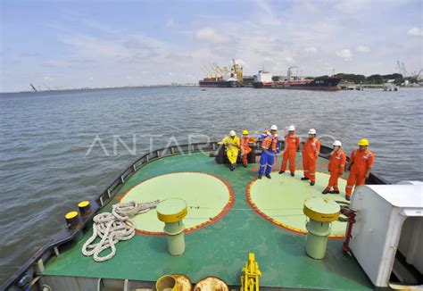 PROGRAM REVITALISASI PELABUHAN TANJUNG PRIOK ANTARA Foto