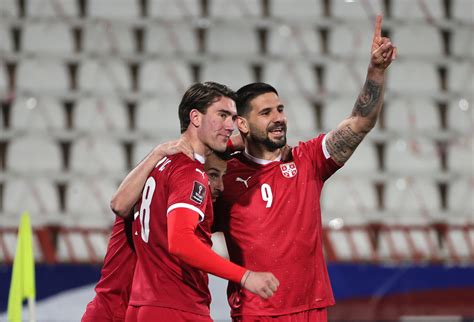 Olho neles Vlahovic e Mitrovic a esperança da Sérvia contra o Brasil