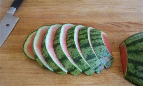 The Quick And Easy Way To Slice Watermelon Watermelon Watermelon Recipes Food Info