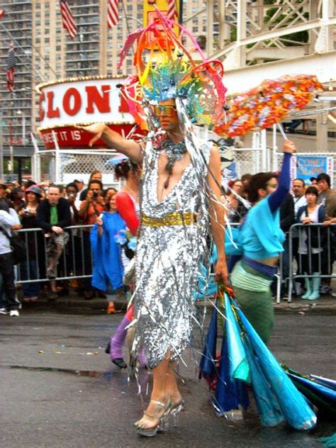 Coney Island Mermaid Parade 2009 29 Coney Island Mermaid… Flickr