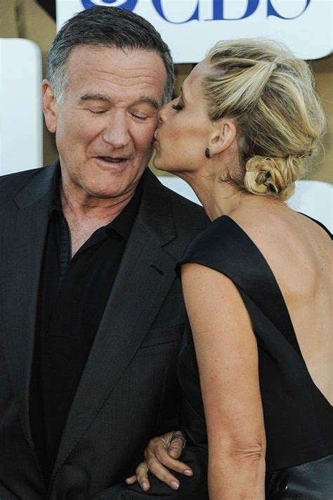 Robin Williams A Life In Pictures Robin Williams Sarah Michelle