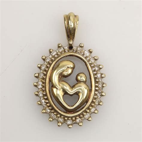 10kt Gold Diamond Pendant | Property Room