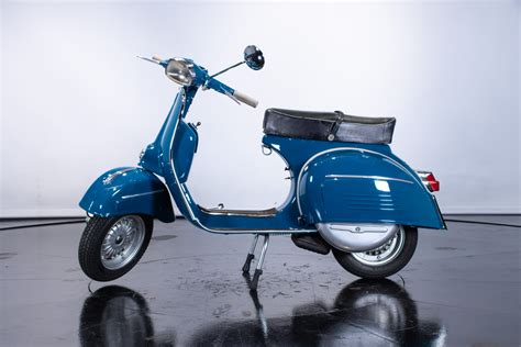 1964 Piaggio Vespa 180 Super Sport Vespa Piaggio Ruote Da Sogno