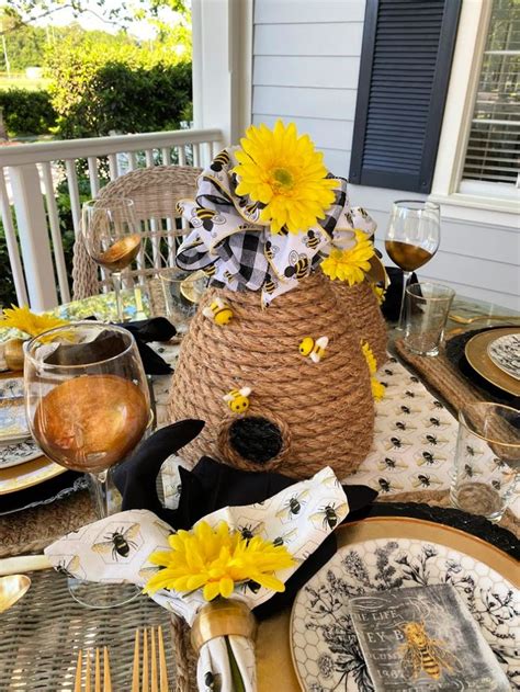 A Bee Themed Table On The Porch Celebrate And Decorate Bee Baby