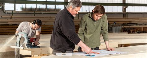 Ausbildung Zimmerer Zimmerin Berufsbild Tätigkeiten Haas Karriere