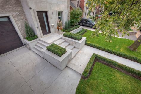 29 Modern Concrete Front Steps Design Ideas For A Nice Welcoming Walkway