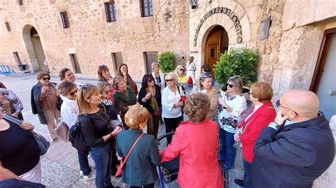 LAS DAMAS DE LORETO DE LA BASE AÉREA DE ALCANTARILLA VISITAN SANTA POLA