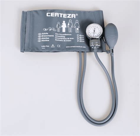 Certeza CR 1002 Standard Aneroid Sphygmomanometer Aneroid