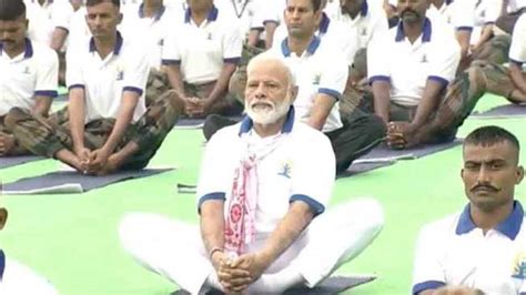 PM Modi To Lead Yoga Day Celebrations From Mysuru CM Bommai Reviews