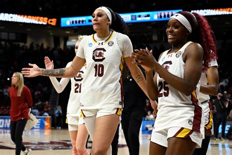 Iowa Vs South Carolina Predictions And Odds For Women S Ncaa Championship Game