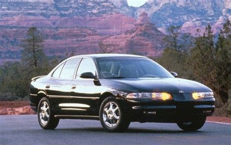 1999 Oldsmobile Intrigue Pictures - 7 Photos | Edmunds