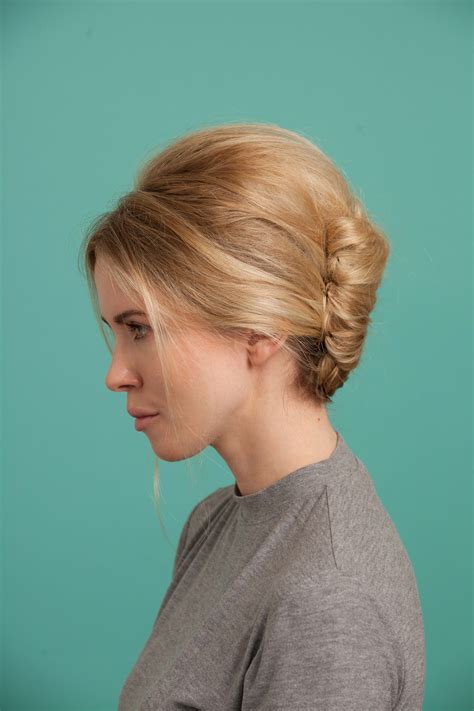 French Twist 7 Classic French Twist Hairstyles For Every Hair Length How To French Twist