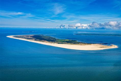 Wittdün auf Amrum aus der Vogelperspektive Küstenbereich Nordsee