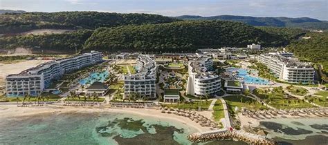 All-Inclusive Montego Bay, Jamaica Resorts | Apple Vacations