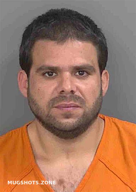 VALDESPALACIOS JUAN PABLO 10 05 2023 Collier County Mugshots Zone