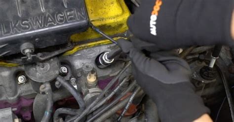 How To Change Spark Plugs On Vw Polo Playa Replacement Guide Polo Playa