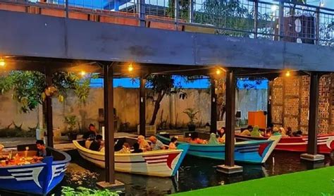 Enak Banget Rekomendasi Tempat Wisata Kuliner Karawang Yang Paling