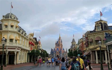 Five Reasons To Visit Walt Disney World In The Summer Storybook World